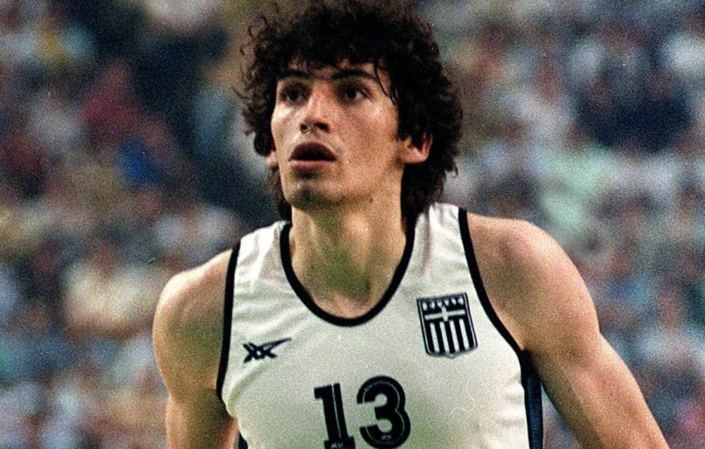 Αναγνώρισε και τους 10 Έλληνες «σέντερ»!